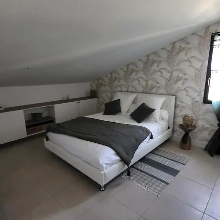 La Casa Marana